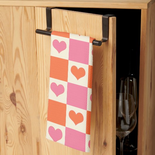 Karton-Herzen in Rosa, Orange und Creme Geschirrtuch (Drittel gefaltet)