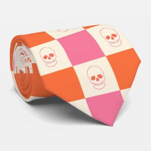 Karton-Skulpturen in Rosa, Orange und Creme Krawatte