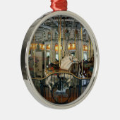 Karussell-Verzierung Silbernes Ornament (Rechts)