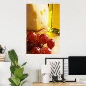 Käse, Olivenöl und Traubenposter Poster (Heimbüro)
