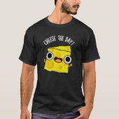 Käse The Day Funny Food Pun Dark BG T-Shirt (Vorderseite)