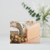 Käse und Oliven Postkarte (Stehend Vorderseite)