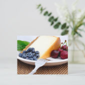 Käsekuchen mit Obst Postkarte (Stehend Vorderseite)