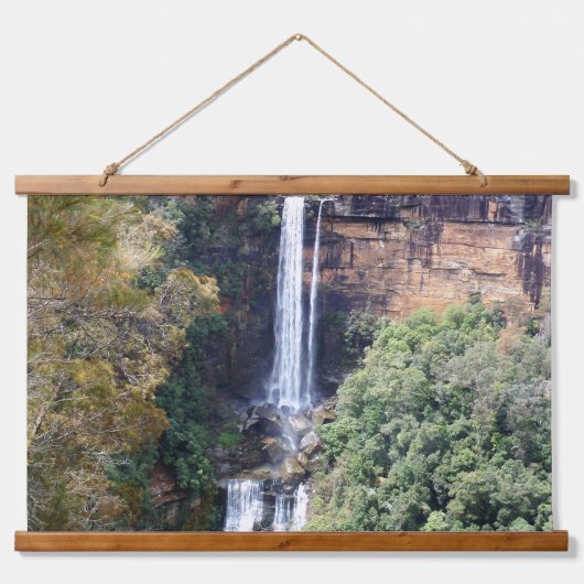 Kaskade der Natur an den Fitzroy Falls Wandteppich Mit Holzrahmen (Vorne)
