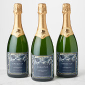 Kaskadierende Peonies Wedding Navy Sparkling Wine Schaumweinetikett (Flaschen)