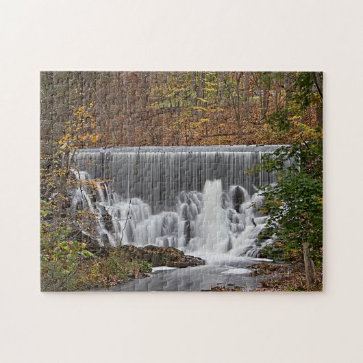 Kaskadierende Wälder Wasserfall und Abfall Blätter Puzzle (Horizontal)