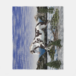 Kastanien und Weißes Paint Horst im Schnee Fleecedecke