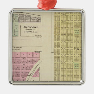 Kastanienbrauner, silberner See, Kilmer und Silbernes Ornament