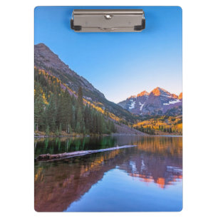 Kastanienbraunes Glühen Bell Alpen Klemmbrett