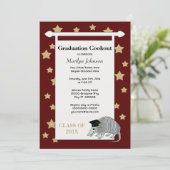 Kastanienbraunes niedliches Gürteltier hat Einladung (Stehend Vorderseite)