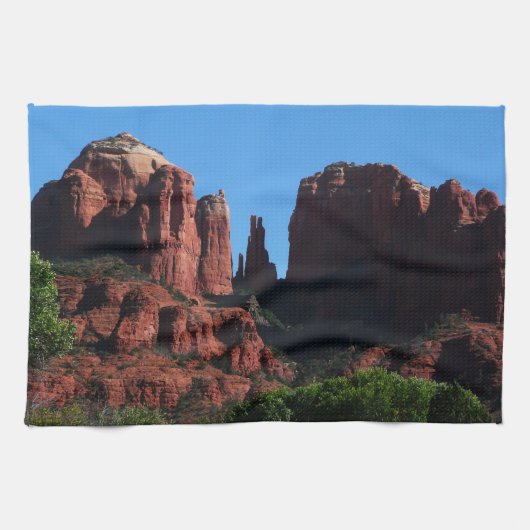 Kathedrale Rock in Sedona Geschirrtuch (Horizontal)
