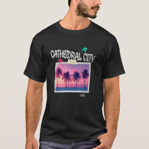Kathedrale Stadt Kalifornien Retro Surfer Vintage T-Shirt
