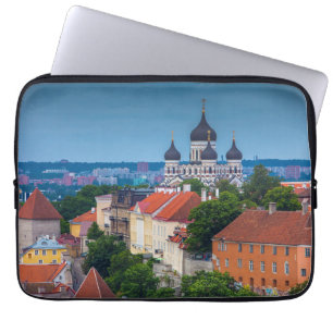Kathedrale und Stadtbild Estland Laptopschutzhülle