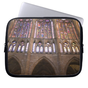 Kathedrale von Leon, Innenraum-Buntglasfenster Laptopschutzhülle