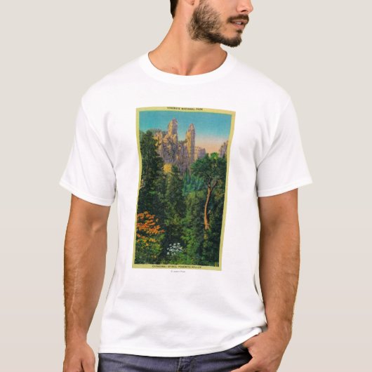 Kathedralen-Helme und Yosemite-Tal T-Shirt (Vorderseite)