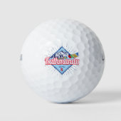 Kathmandu Berge Nepal Retro Flags Souvenir Golfball (Vorderseite)