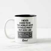 Katholischer Priester Zweifarbige Tasse (Links)