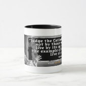 Katholischer Zitat Bischof Fulton Sheen Tasse (Zentrum)