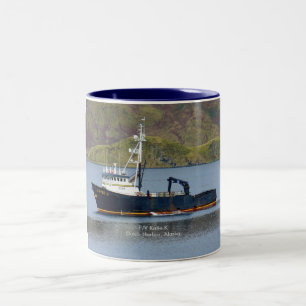 Katie K, Krabben-Boot im niederländischen Hafen, Zweifarbige Tasse