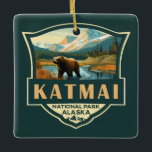 Katmai National Park Illustration Retro Abzeichen Keramikornament<br><div class="desc">Katmai Vektorgrafik Design. Das Tal der Zehntausend Raucher ist ein Gebiet,  in dem Lavaströme und Asche durch einen massiven Vulkanausbruch entstehen</div>