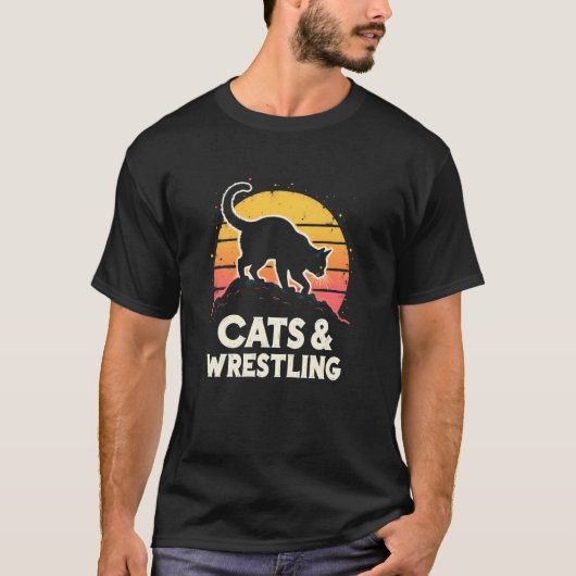 Katz kämpft hinterlistig T-Shirt (Vorderseite)