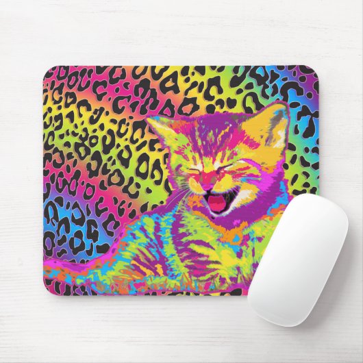 Kätzchen auf dem Hintergrund des Regenbogenleopard Mousepad (Mit Mouse)