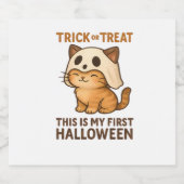 Kätzchen, die eine Maske trägt, die für sein erste Schaumweinetikett (Einzelnes Label)