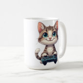 Kätzchen hält Spielcontroller, lächelnde Gamer-Kat Kaffeetasse (VorderseiteRechts)