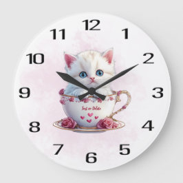 Kätzchen im Cup Pink Blume Uhr Wall Clock