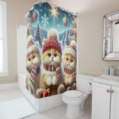 Kätzchen in festlicher Weihnachtsdekoration und Sc Duschvorhang (Beispiel)