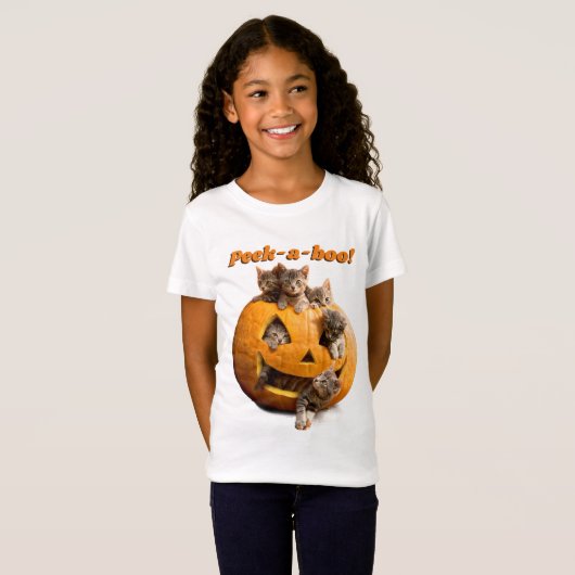 Kätzchen in Jack-o-Lantern T-Shirt (Vorne ganz)