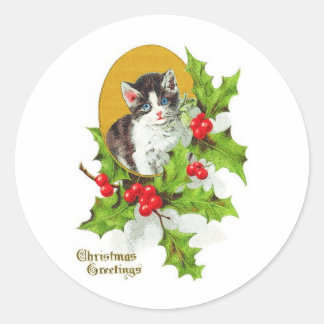 Kätzchen in Stechpalmen-Vintage-Weihnachtsstickern Runder Aufkleber