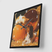 Kätzchen, Kürbis und Klumpen Quadratische Wanduhr (Winkel)