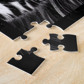 Kätzchen mit schwarz-weißen Streifen Puzzle (Seite)