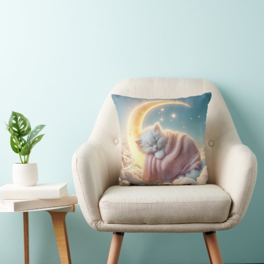 Kätzchen schlafen auf einem Crescent Mond Kissen (Stuhl )