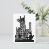 Kätzchen spielen auf der Ely Cathedral Postkarte (Stehend Vorderseite)