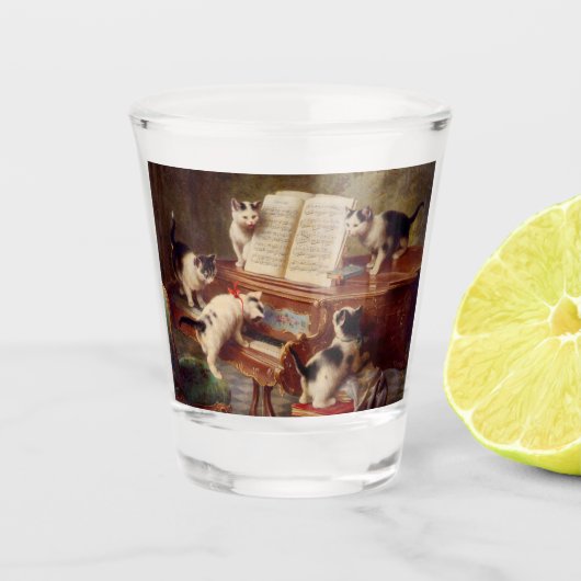 Kätzchen und Klavier Schnapsglas (Vorderseite)
