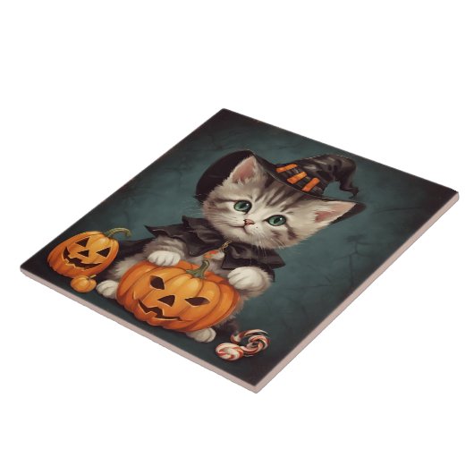 Kätzchen zu Halloween Kostüm und Jack-O'-Lantern Fliese (Seite)