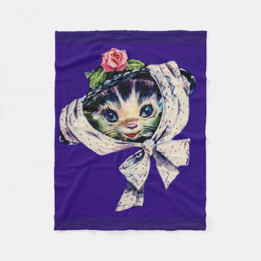 Kätzchenkatze in einem Kätzchen Fleecedecke (Vorderseite)