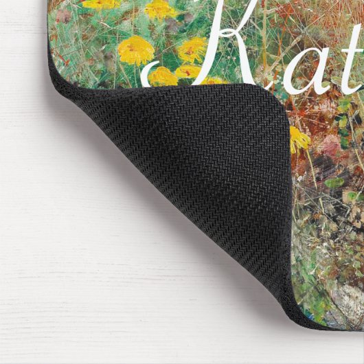 Katze auf Blumenbeet Mousepad (Ecke)