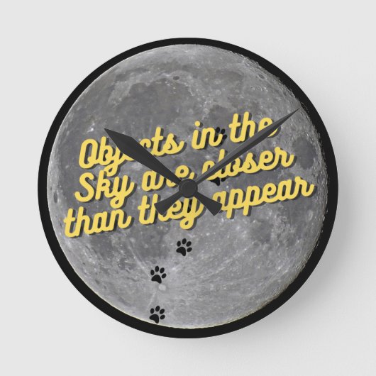 Katze auf dem Mond Runde Wanduhr (Vorderseite)