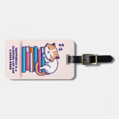 Katze auf einem Stapel Bücher Niedlich Personalisi Gepäckanhänger (Vorderseite horizontal)