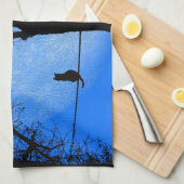 Katze auf einem Wirt Blue Moon Geschirrtuch (Viertel Falte)