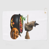 Katze auf einen Besen zu Halloween. Klassischer T  Golfhandtuch (Horizontal)