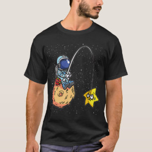 Katze beim Fischen mit Fisch im Glas T-Shirt