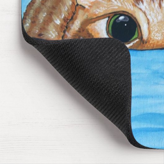 Katze bereit, sich Mousepad zu stürzen (Ecke)