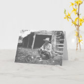 Katze, die aus einer Kaffeemaschine isst. Karte (Gelbe Blume)