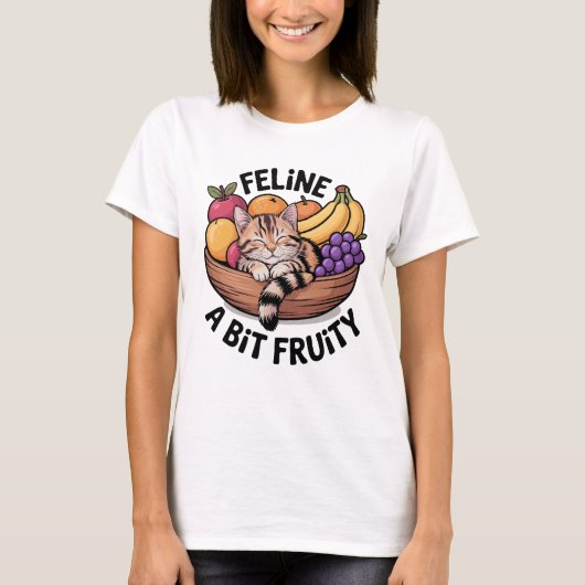 Katze ein bisschen fruchtig - Gemütliche Katze T-Shirt (Vorderseite)