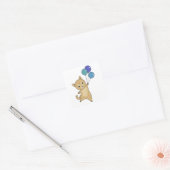 Katze fliegt mit farbenfrohen Balloons auf Quadratischer Aufkleber (Umschlag)