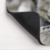 Katze hat eine Eidechse gefangen Mousepad (Ecke)
